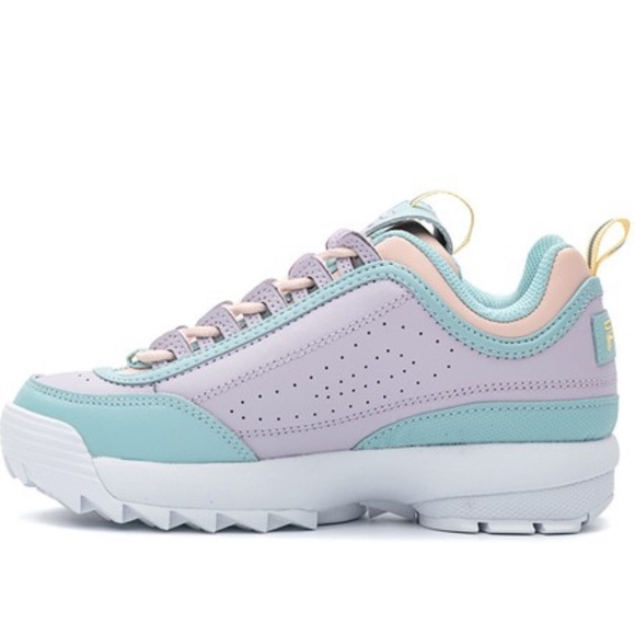 FILA Athletic Shoe - Picture 3 of 8